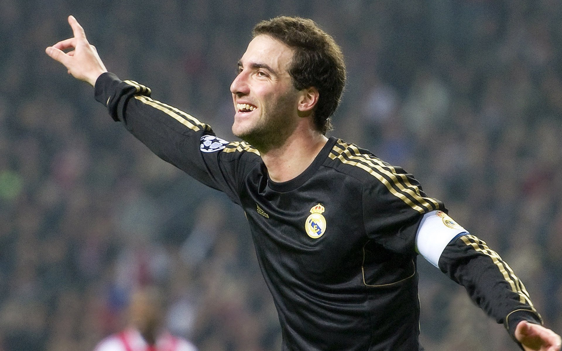 体育赛事数字化运营模式探讨，体育数字化转型